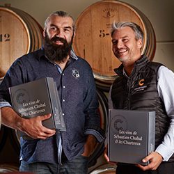 セリエ・デ・シャルトリュ&セバスチャン・シャバル CELLIER DES CHARTREUX ET SEBASTIEN CHABAL